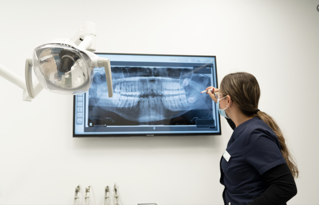 Clínica Dental Aguere - Personal especializado